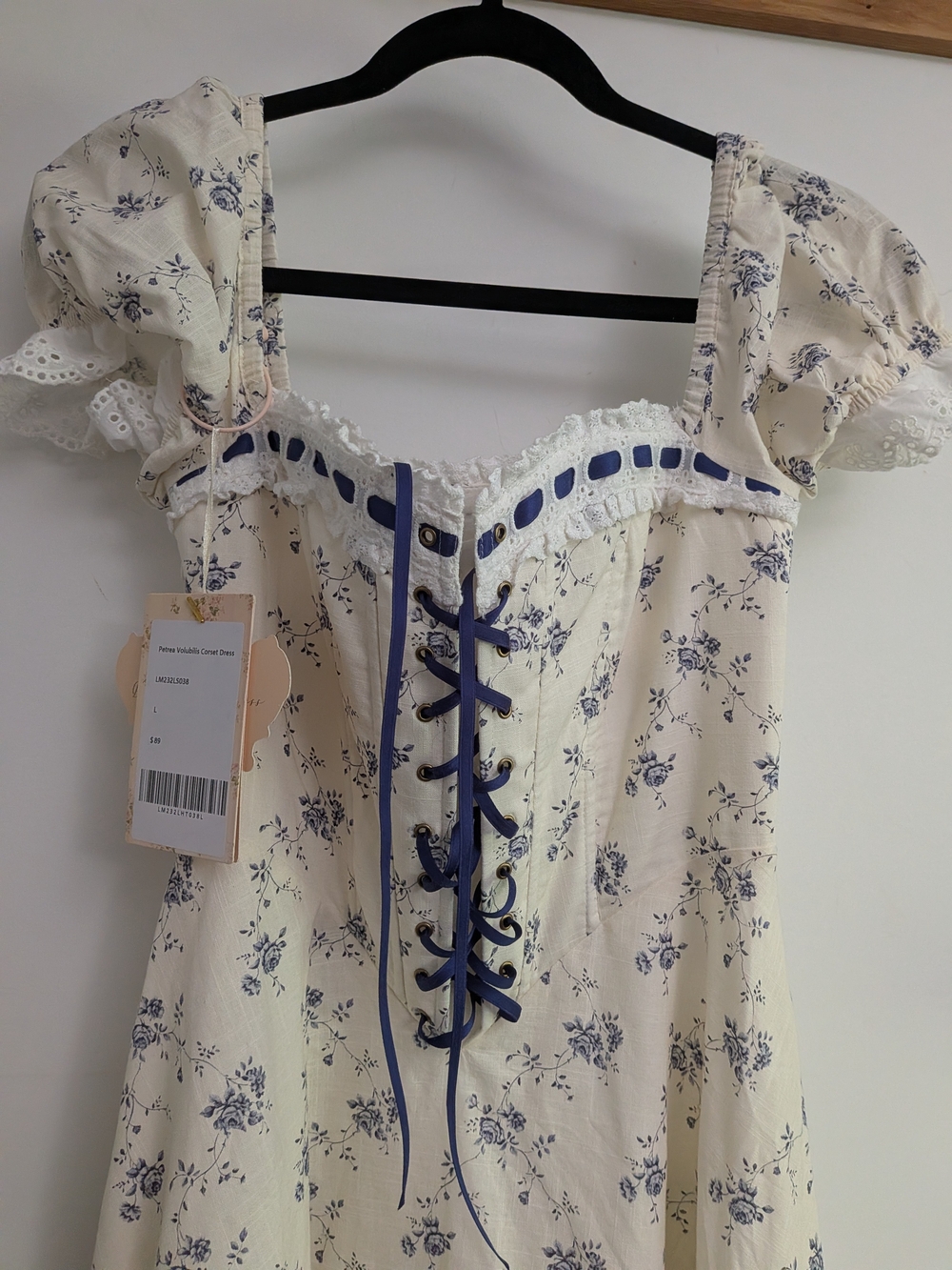 Lace Made NWT Dress - Picture 3 of 7